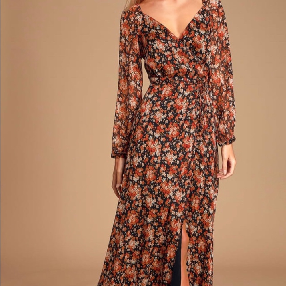 Lulus maxi wrap dress. NWT.